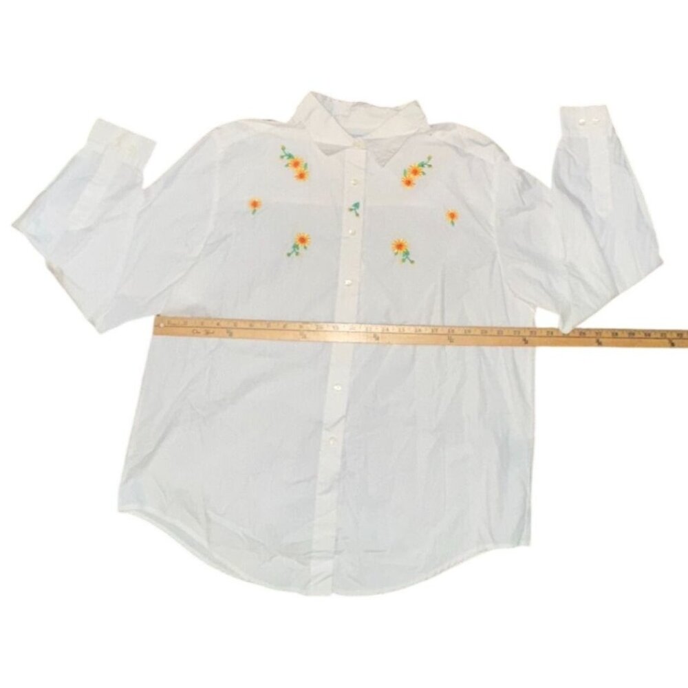 White Cabin Creek Embroidered Floral Button-Up Shirt XL Long Sleeves Cotton Blen - Picture 4 of 5